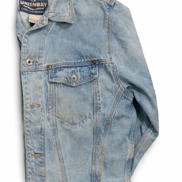 UNIONBAY Medium Light Blue Denim Jacket with Black Embroidery - Picture 6 of 6